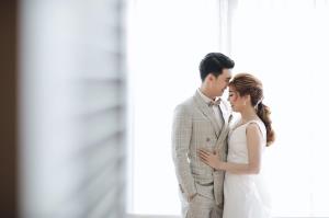 ชุดเจ้าสาวและชุดเจ้าบ่าว ชุดสากล เช่าที่แบมบี้ เวดดิ้ง ห้วยขวาง